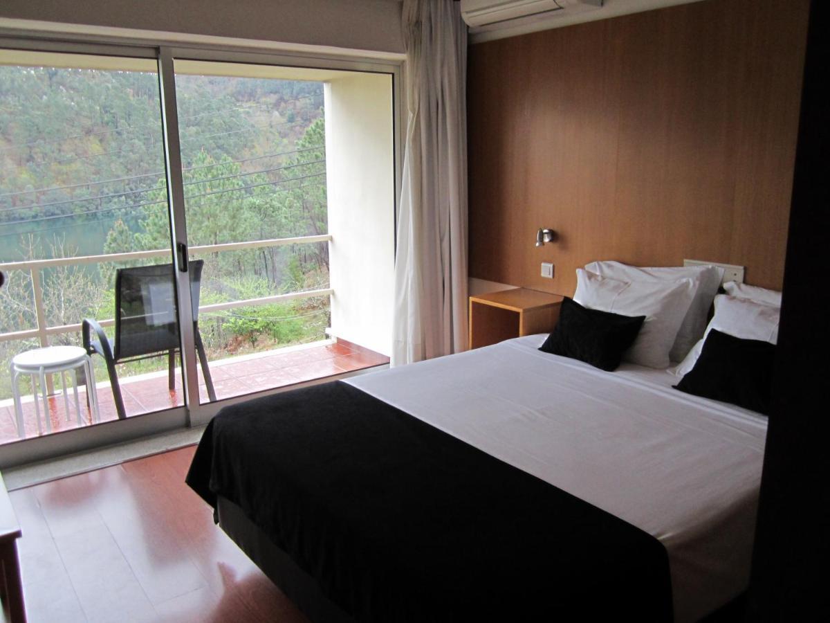 Hotel Eco Salvador Герес Екстериор снимка